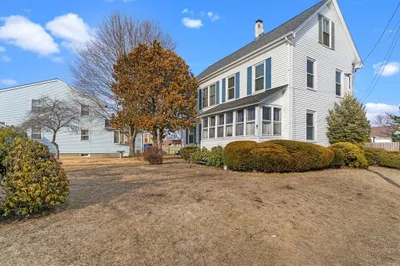 170 Bloomfield St 1