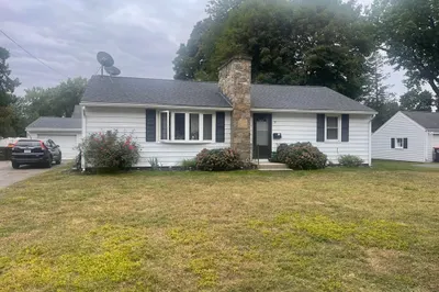 31 Sterling Rd