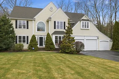 20 Huckleberry Rd