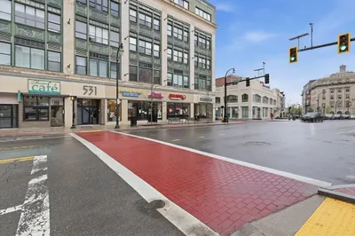 531 Main St #207M