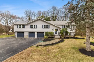 142 Holliston St