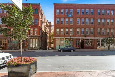 24 Washington St #301 1