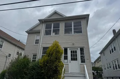 49-51 Sterling St