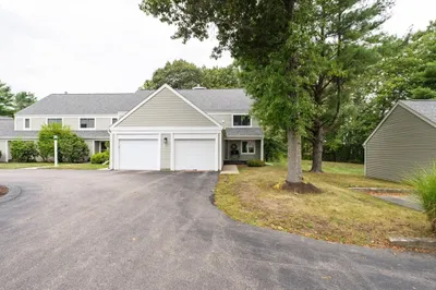 120 Stone Ridge Rd #120