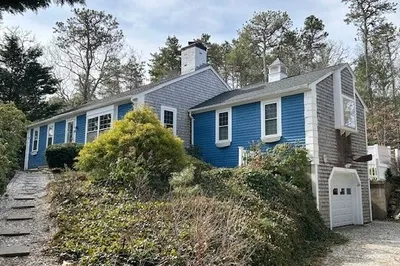 62 Maple Ln