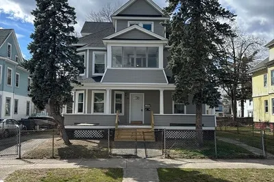 94 Massachusetts Ave 1