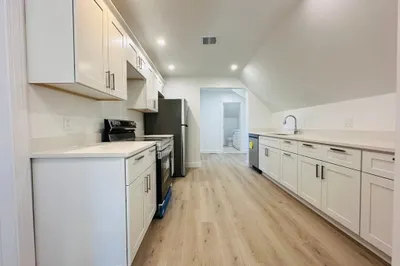 49 Platt St #2