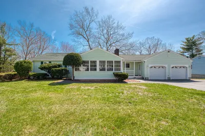 115 Oak Ridge Drive 1