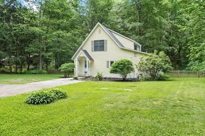 42 Fuller Ave