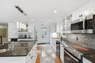 105 Hillside Dr 1