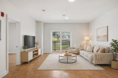10 Franklin Ave., Ave #105 1