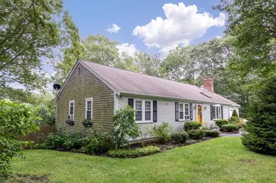 6 Pleasant Wood Dr 1