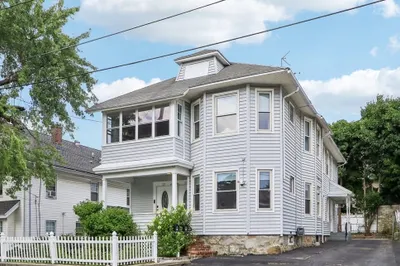 21-23 Olive St