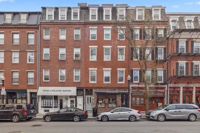 345 - 347 Hanover St 1