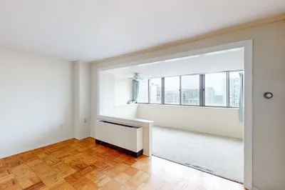9 Hawthorne Place #11B
