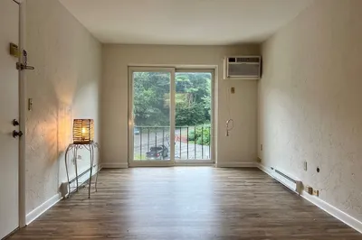 182 Swanson Rd #323