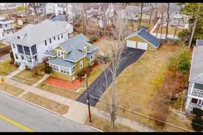 100 Morse Ave 1