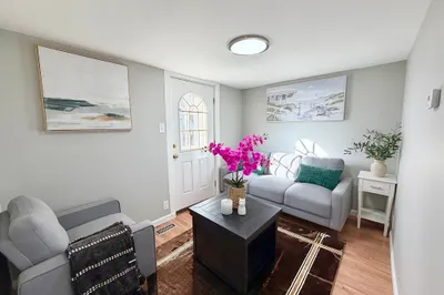 36 2nd St #1