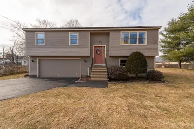 14 Cottage St #B 1