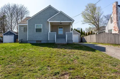 63 Willow Ave 1