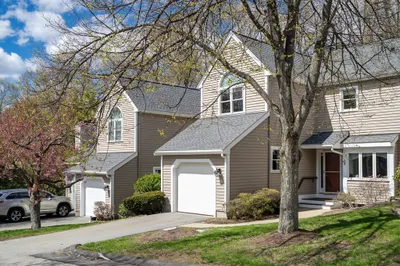 32 Bishops Forest Dr #32 1