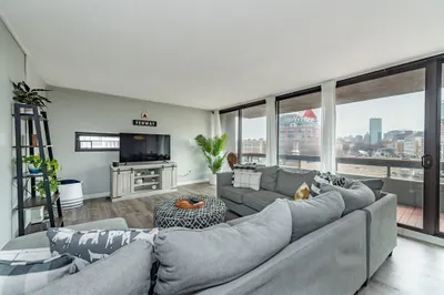 566 Commonwealth Ave #401