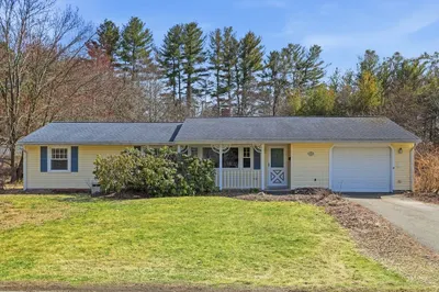 24 Clarissa Rd 1