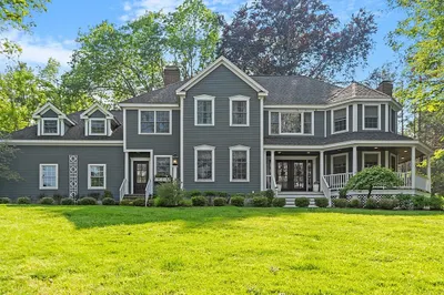 284 North Main 1