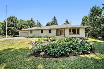61 Lotus Avenue 1