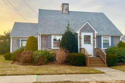 11 Tisbury St