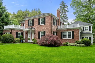 59 Village Hill Rd
