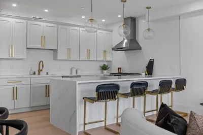 100 White St #5 1