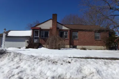 225 Sunnyside Road