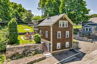 22 Varney St 1
