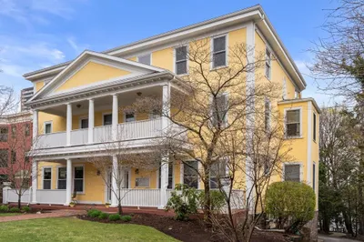 71 Perkins St #3