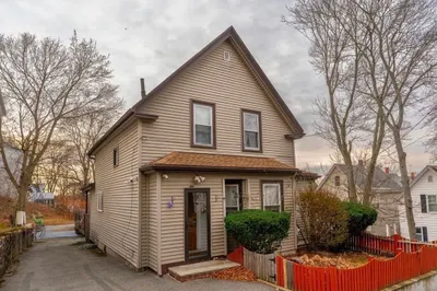 11 Urban St