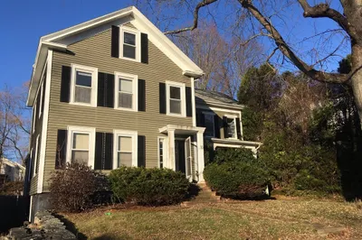 10 Spring St