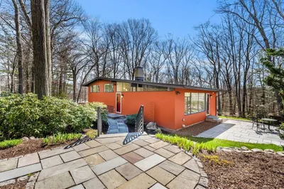 7 Gould Road