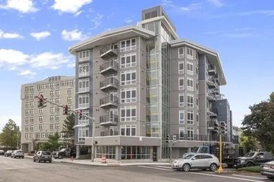 262 Monsignor Blvd #309 1