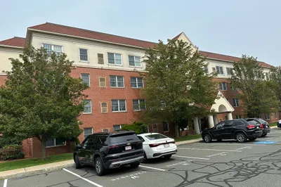 20 Heaths Ct ##309