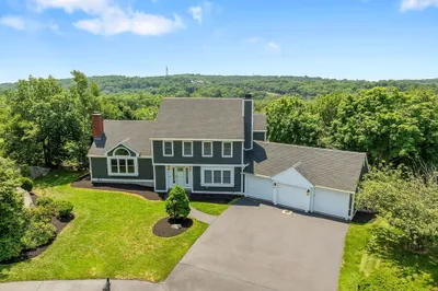 9 Water Wheel Ln