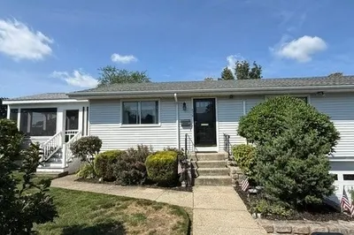 474 Parker Street 1