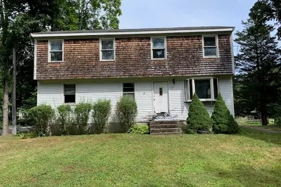 132 Fruit St 1