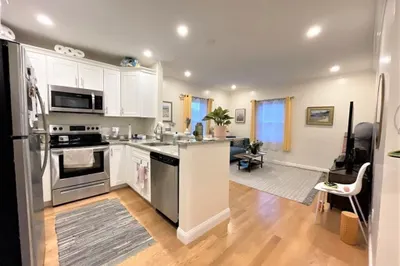 31 Cedar Street #1