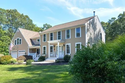 83 Shannon Dr