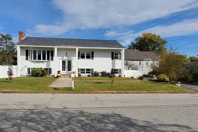 85 Riverdale St 1