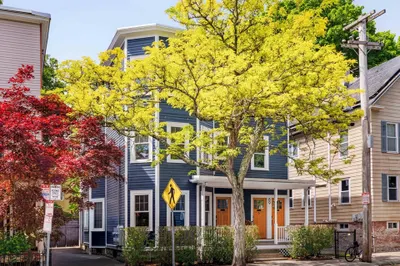 89 Kinnaird Street #2 1