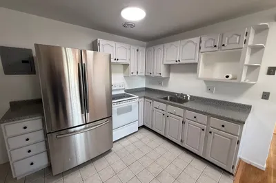 38 Carey Ave #6 1
