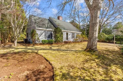 92 Wianno Cir 1