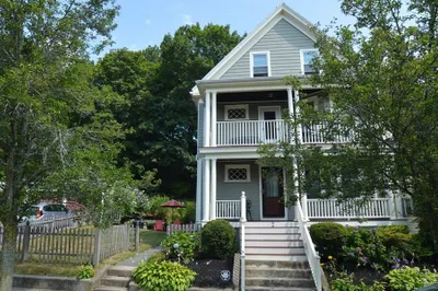 2 Station Rd #1